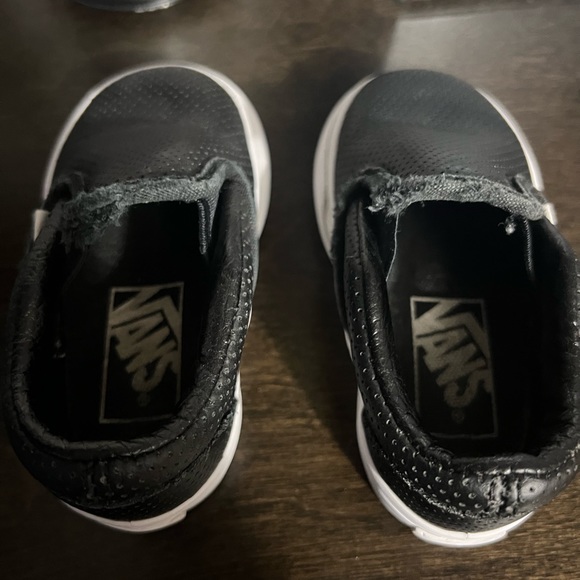 Vans slip ons Toddler size 4 - Picture 4 of 7